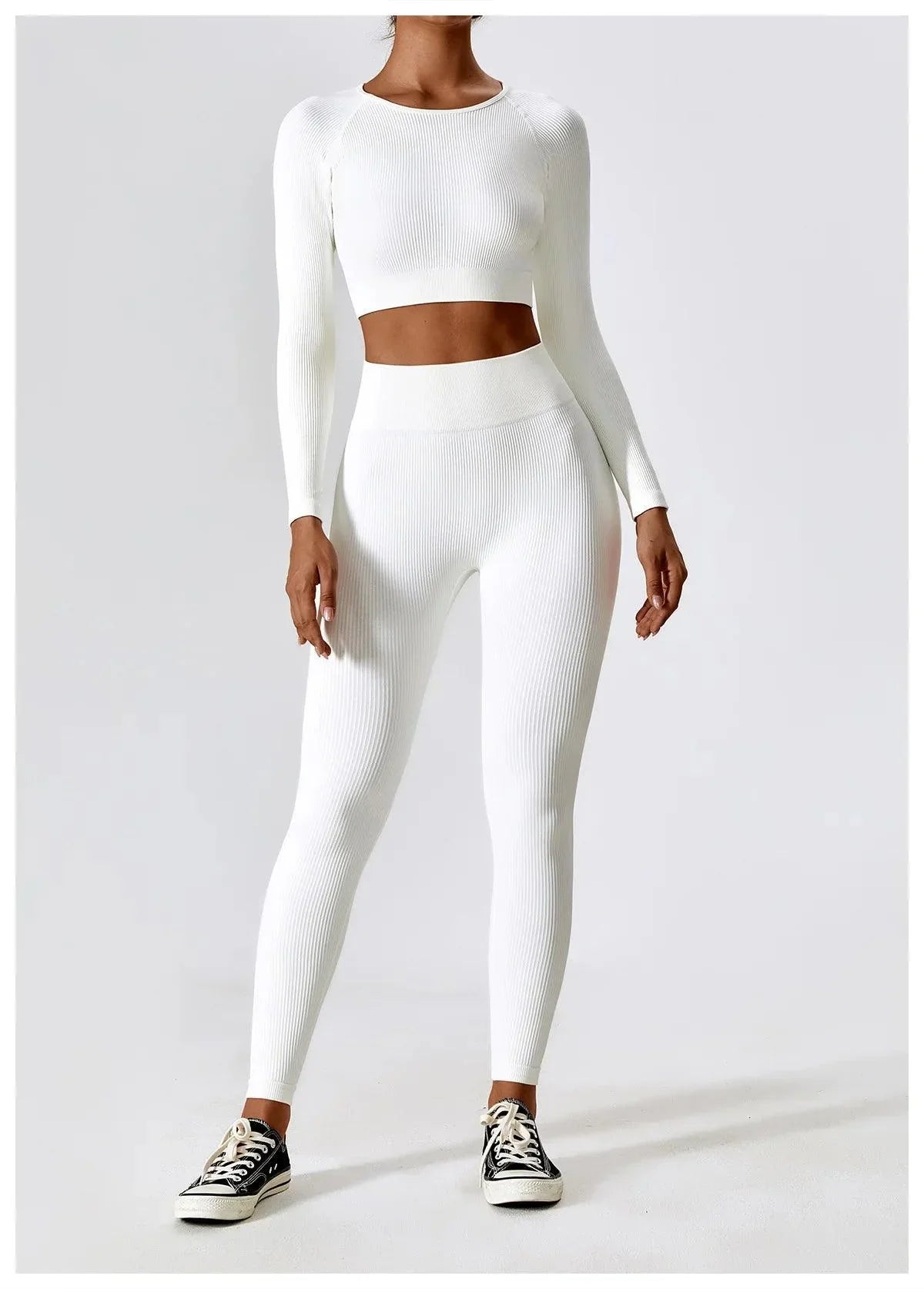 Women's Cropped Act Fit Long Sleeve