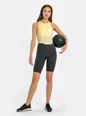 Move 2 in 1 Tank Top with Built-in Top
