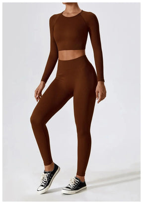 Women's Cropped Act Fit Long Sleeve