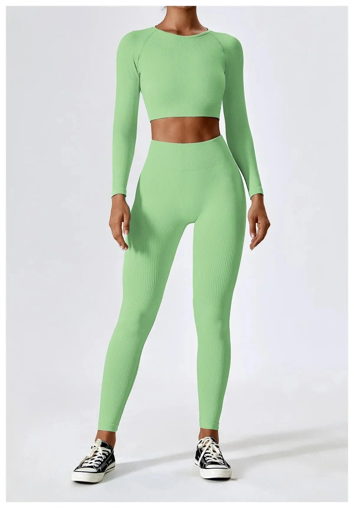 Women's Cropped Act Fit Long Sleeve